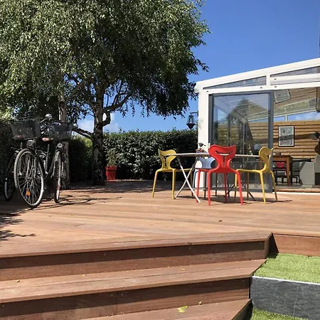 Апартаменты Ref 009 Maison 3 Avec Jardin Proche Commerces Et Bourg D'arzon Арзон
